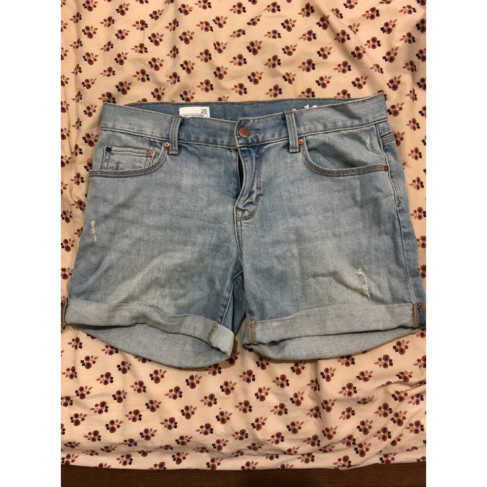Gap boyfriend denim shorts